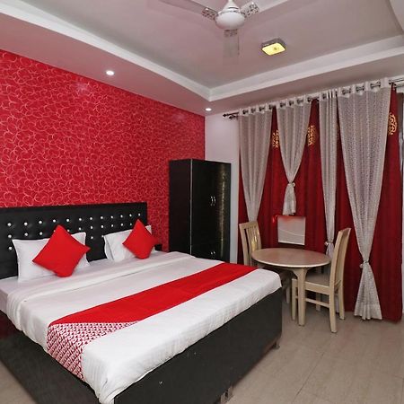 Oyo 62539 Hotel Shree Gopal Puri Buitenkant foto