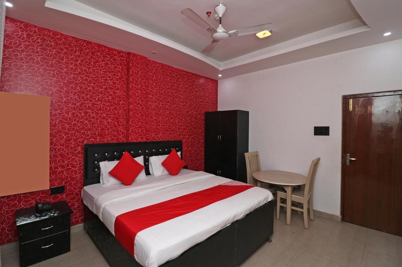 Oyo 62539 Hotel Shree Gopal Puri Buitenkant foto
