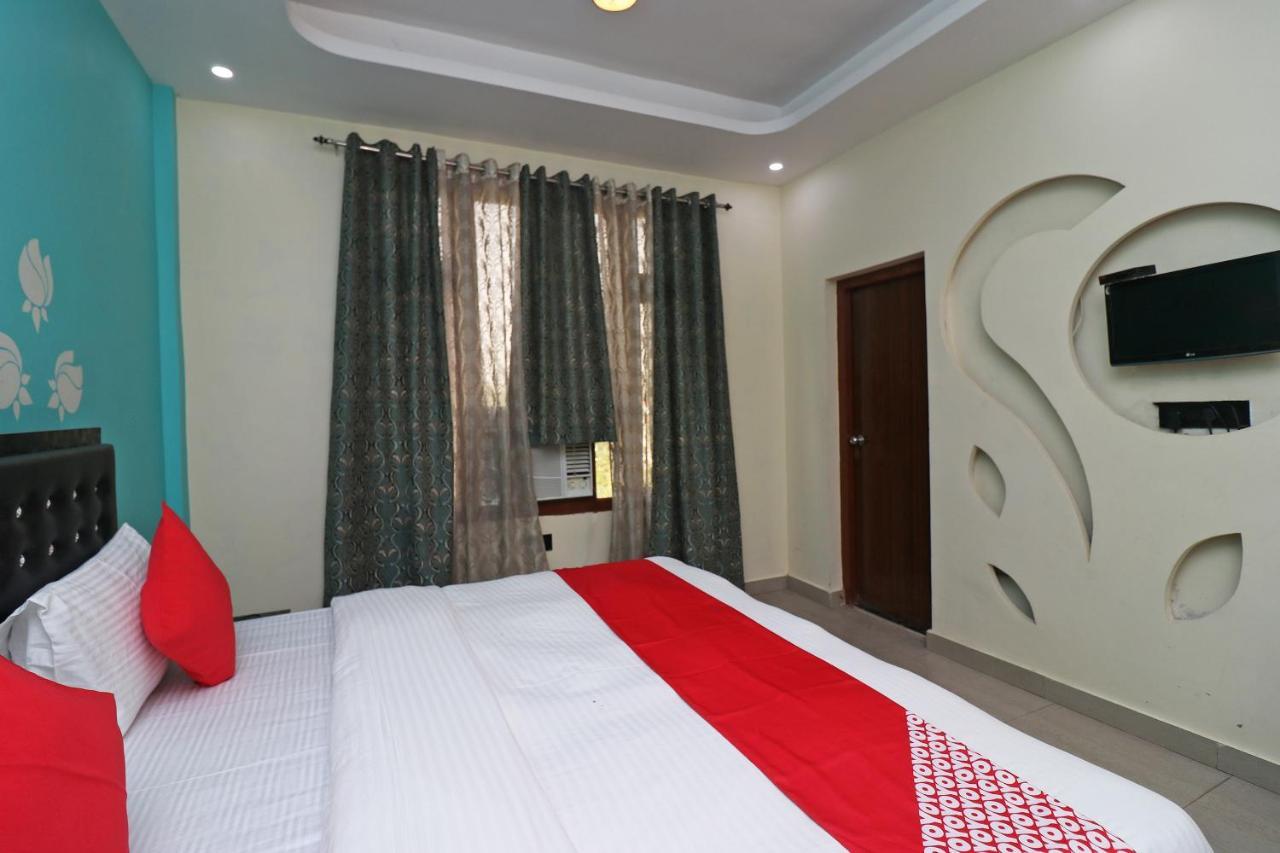Oyo 62539 Hotel Shree Gopal Puri Buitenkant foto