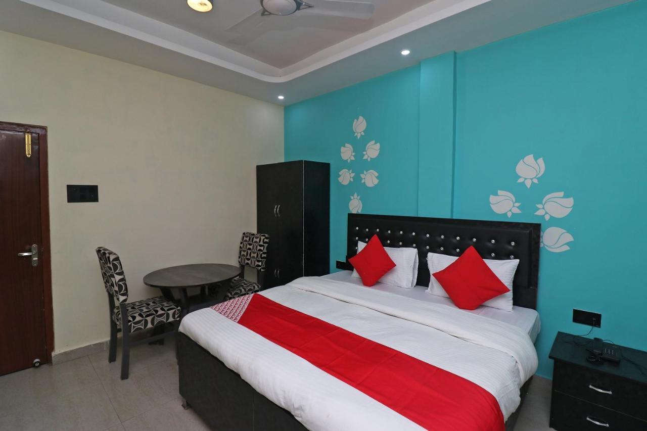 Oyo 62539 Hotel Shree Gopal Puri Buitenkant foto