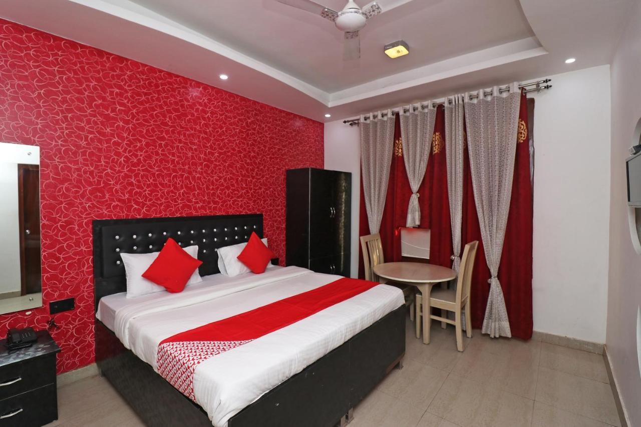 Oyo 62539 Hotel Shree Gopal Puri Buitenkant foto